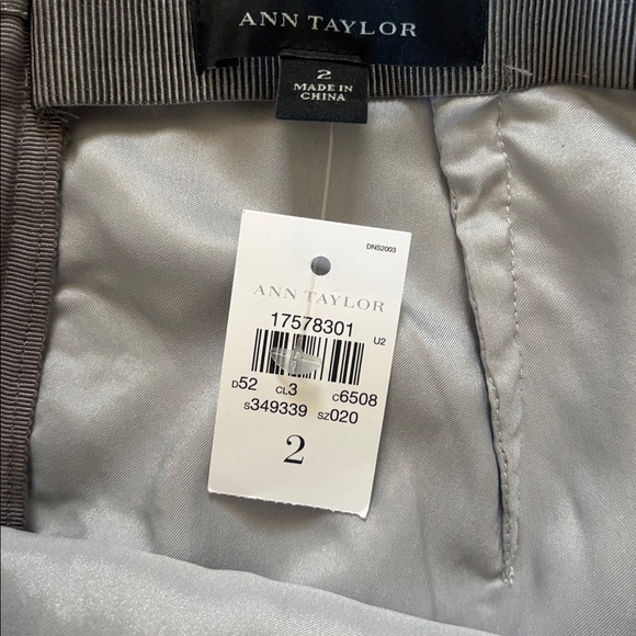 NWT Ann Taylor Silver Lace Overlay Sz 2 mini skirt - Picture 3 of 7